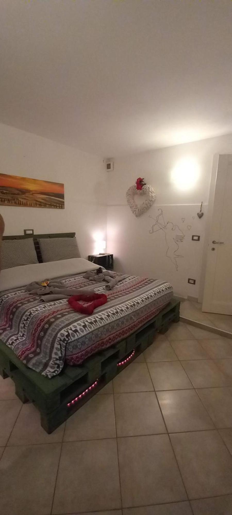 Casa Appartamento Vacanze La Fermata Delle Rondini Castello di Annone Zewnętrze zdjęcie